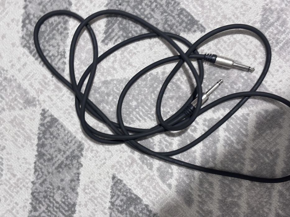 Waldman Mastertone электро-акустикалық гитара сатылады.