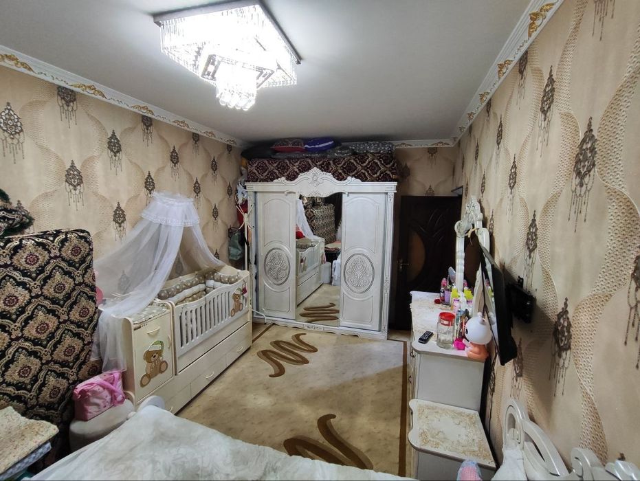 #130 Шахар маркази Гулободда 4 хонали квартира сотилади 4/3/5