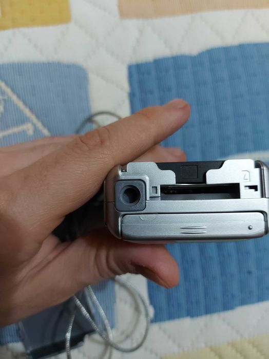 AIRIS цифрова видеокамера MPEG4 с батерия