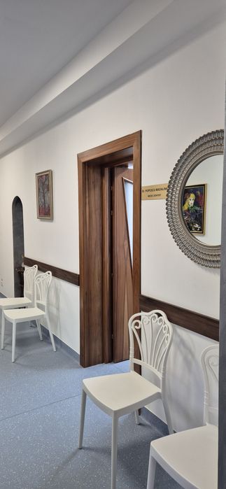 Închiriez tura cabinet stomatologic