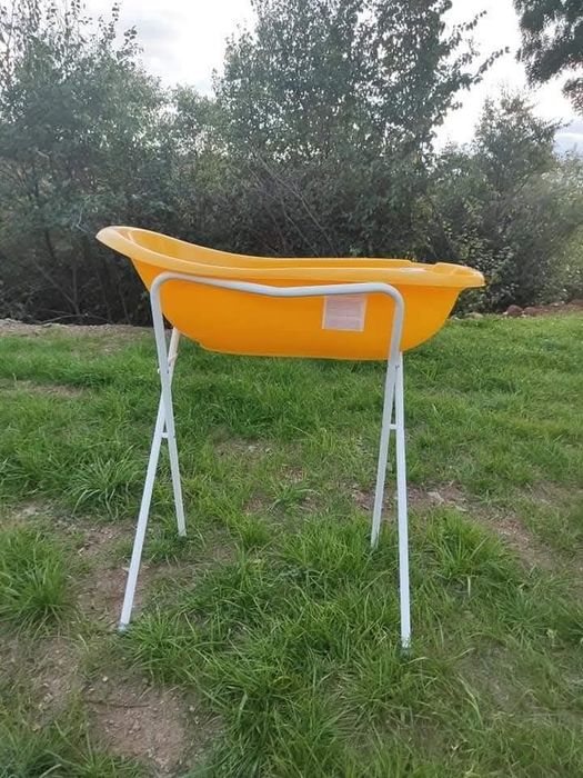 Бебешка вана със стойка lorelli