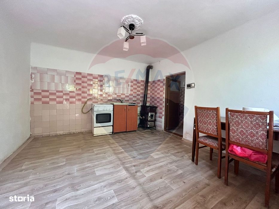 Casă / Vilă cu 5 camere de vânzare în zona Traian
