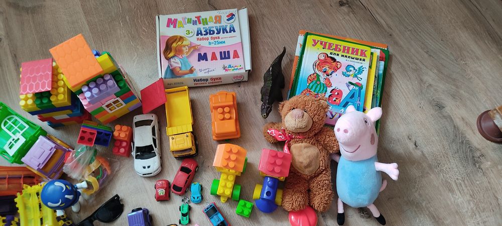 Игрушки  детские