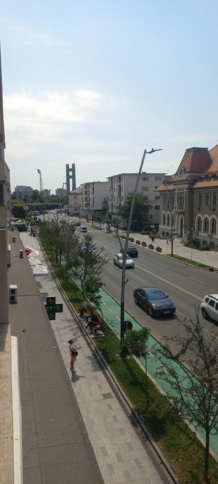 Vând apartament ultracentral Bacău - Etaj 2, Suprafața 56 mp, Bloc cărămidă, Izolat termic exterior, Tâmplărie PVC, Consolidat și reabilitat seismic — fotografia 3