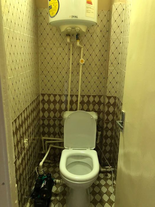 ЖИЗЗАХ Ш 3 хонали квартира сотилади