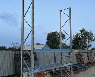 Продам стелажи на склад в хорошем состоянии