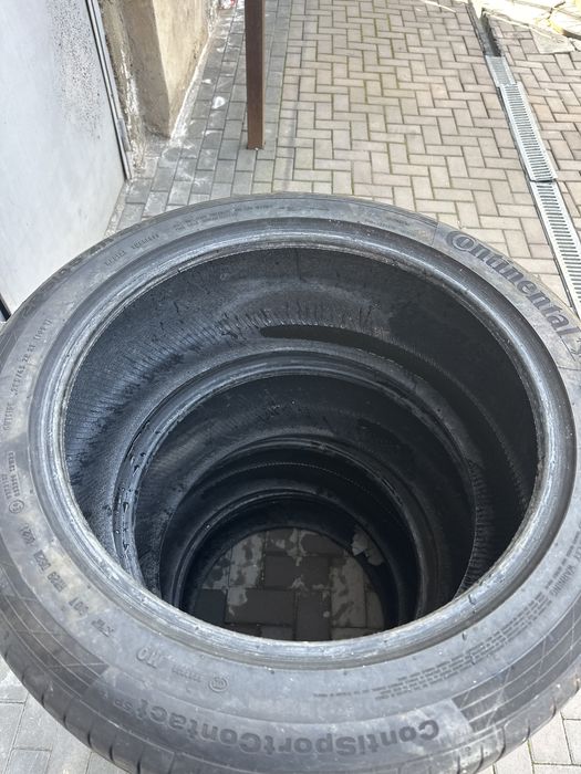 Продам комплект шины Континенталь