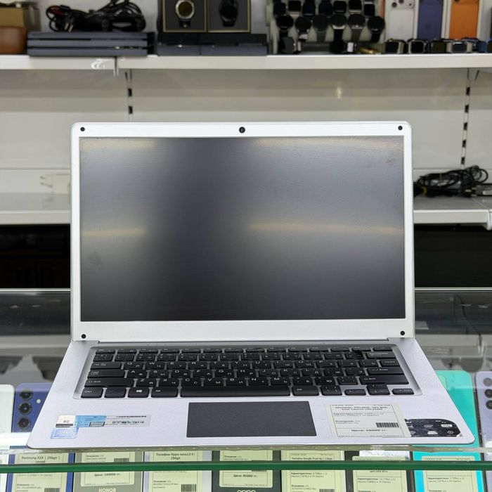 Ноутбук ADreamer / Celeron CPU j3455 /. ozu 8gb