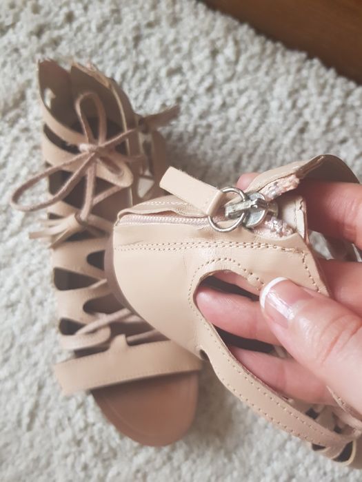 Sandale piele nude Zara 36