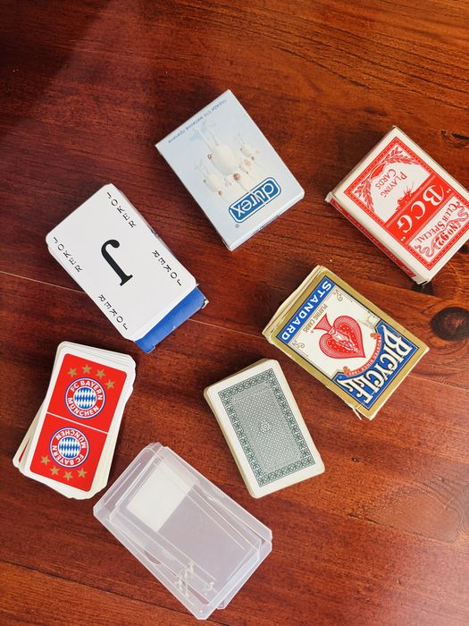 Тестета карти лот- нови и едно ползвано подарък