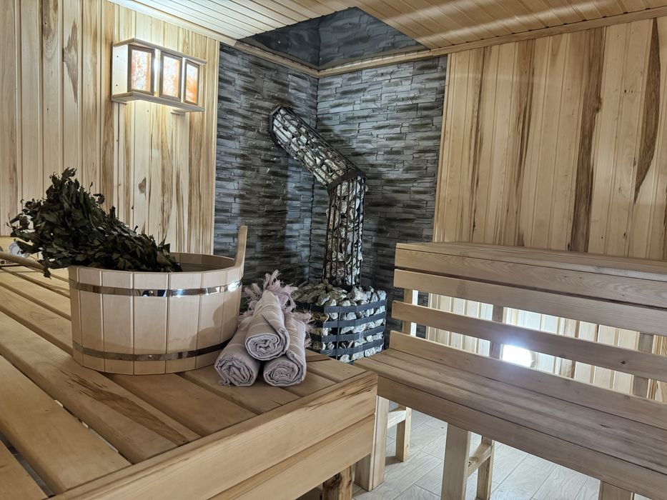 Баня на дровах с купелью.