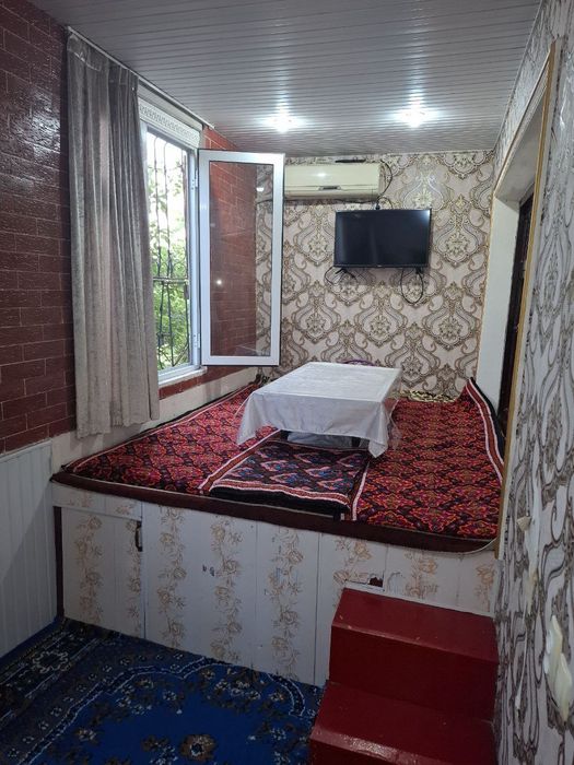 Uy sotiladi.  Sergeli tum. Oltin vodiy mahalla