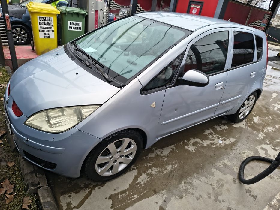 Mitsubishi colt 1.3 benzina 2005
