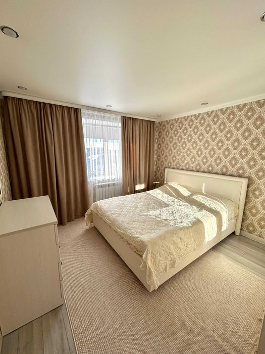 Продаётся 3 комн квартира