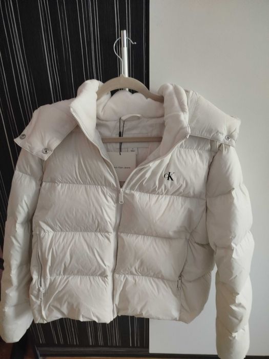 Зимно дамско яке Calvin Klein