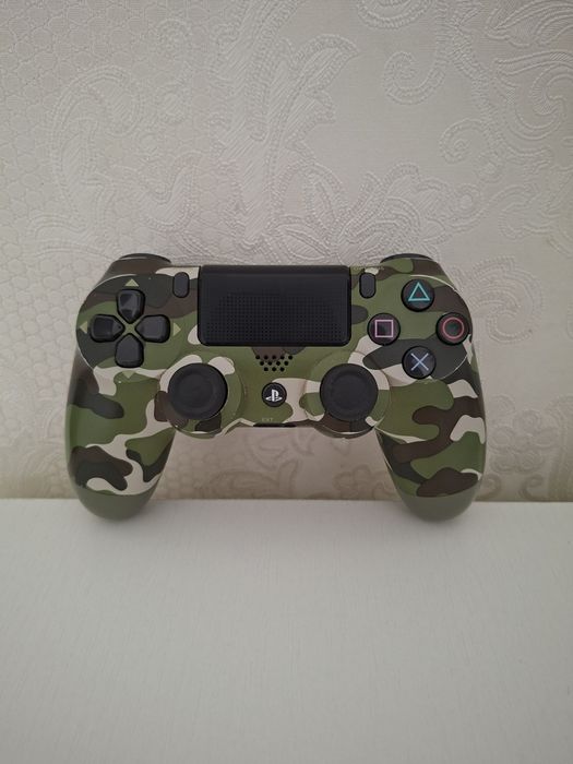 Джойстик для PlayStation 4