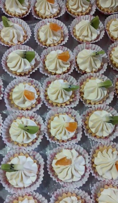 Tartaletka shirinligi va mini perojniylar