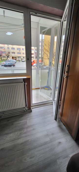 Vând apartament 2 camere, Etaj 1, Bumbești-Jiu