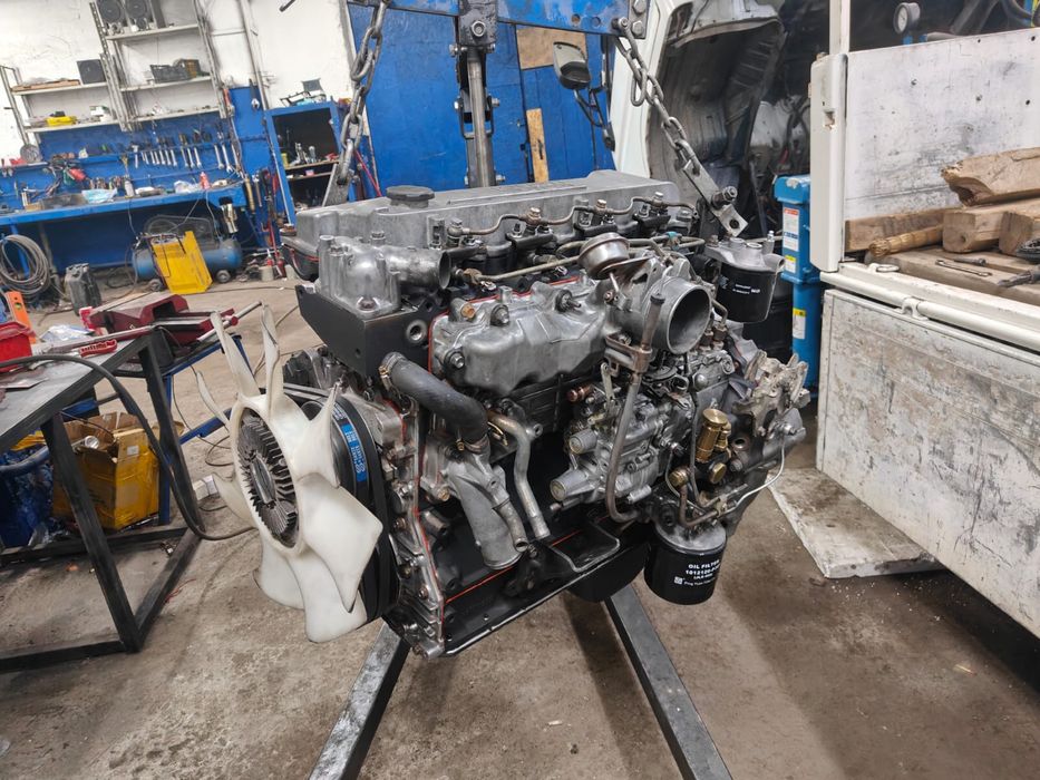 Двигатель isuzu