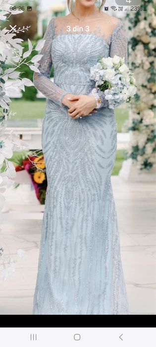 Rochie lungă elegantă