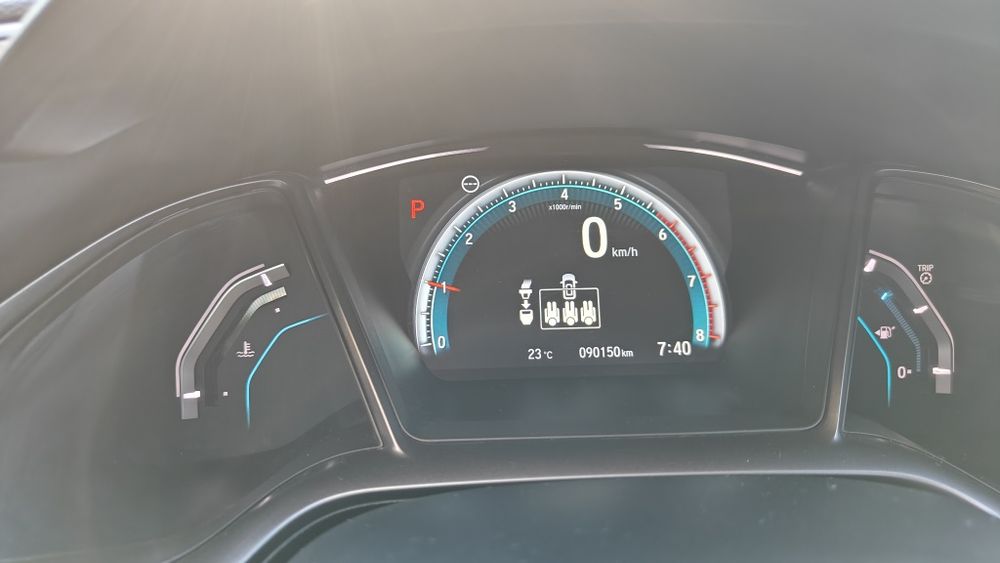 Honda Civic 1.0 L, i-VTEC Turbo, AT CVT, Elegance, Navi + Camera