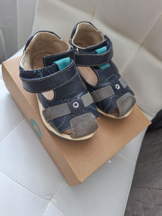 Детски Сандали Gulliver 23 номер+ подарък  аква обувки Декатлон