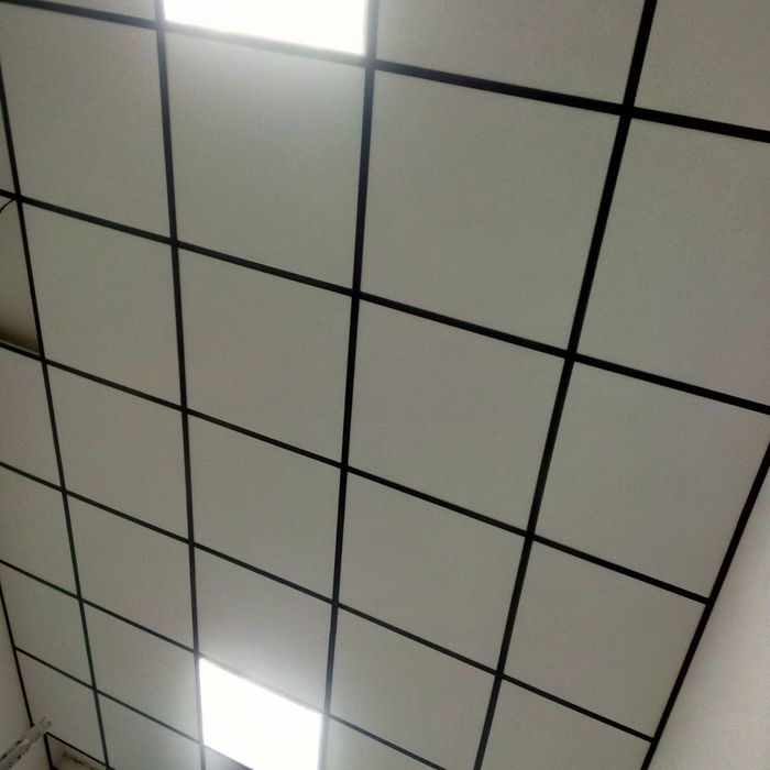 Армстронг, Armstrong