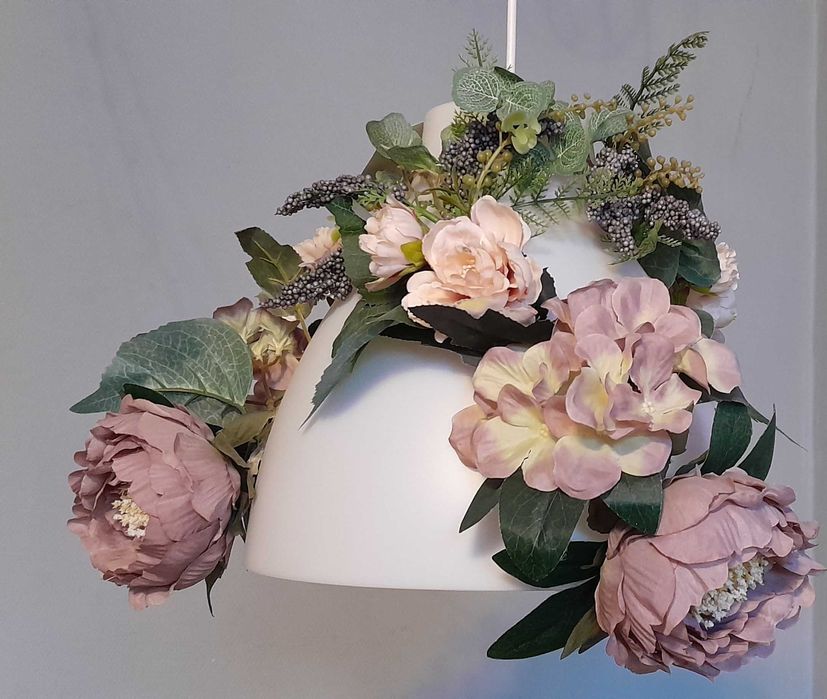 Светильник лампа с декором