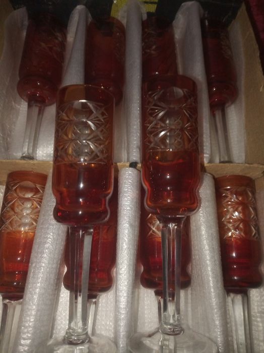 Продаю хрустальный набор