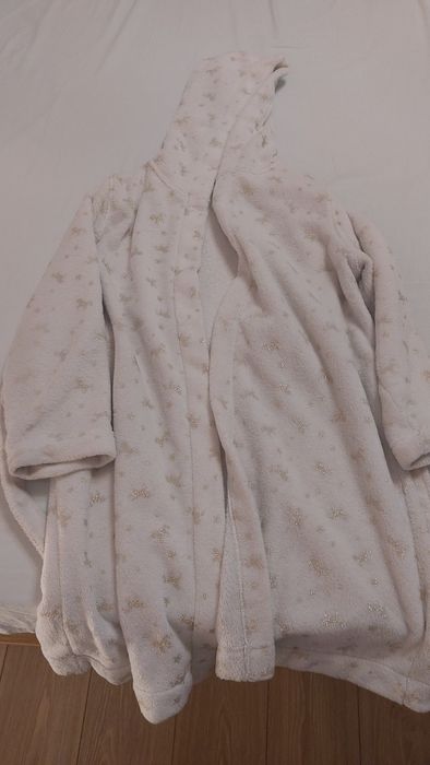 Халат за момиче 140 см