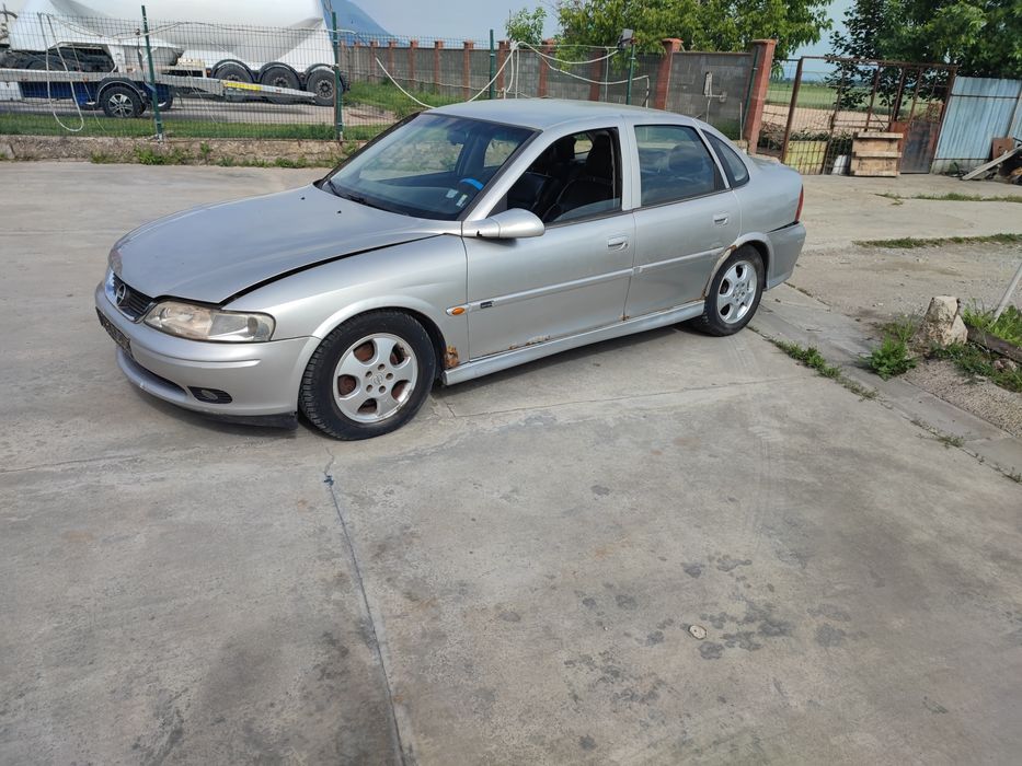 Опел Вектра 2.0 дизел 101к.с на части