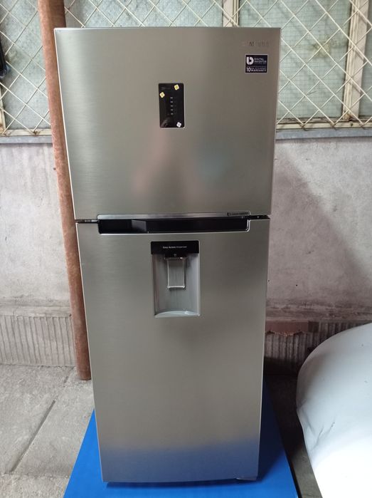 Frigider Combina Samsung RT38FEAADSP cu dozator apa
