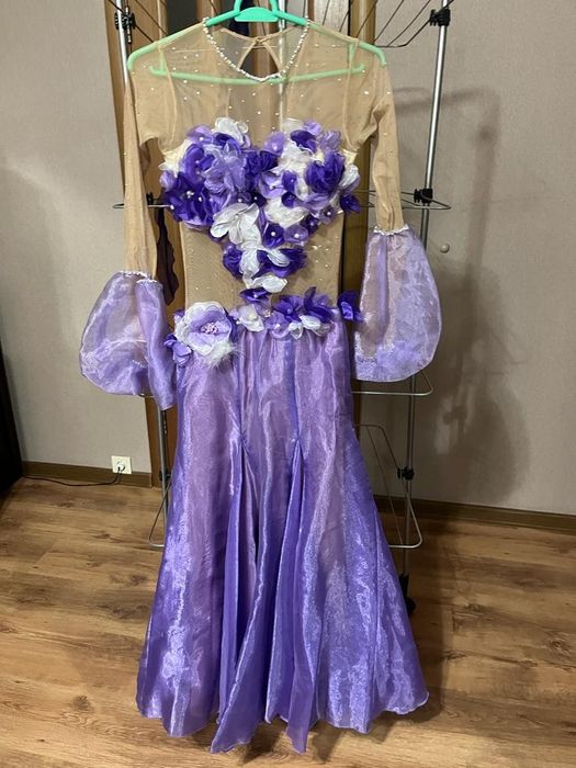 Бальные и нарядные платья на выступление