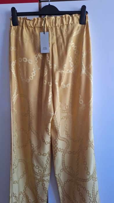 Pantaloni largi, de matase