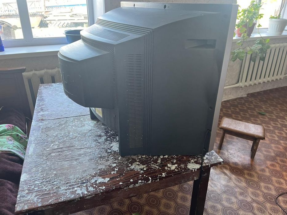 Продам телевизор LG