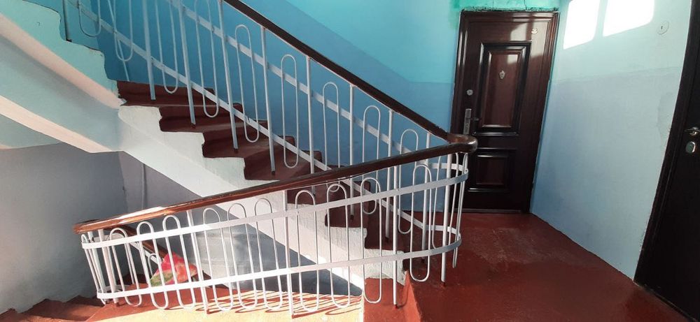 Срочно! продам 2х комнатную квартиру