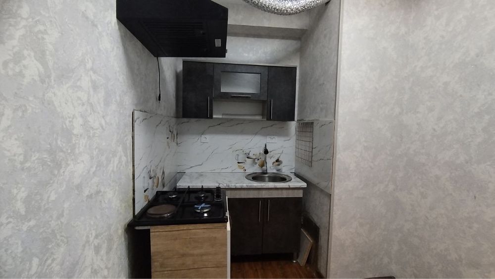 Yashnobod Olmosda Ijaraga kvartira bor Yolli yuzi metro yaqin gilam ha