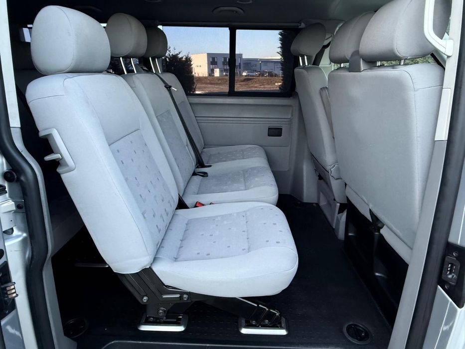 VW CARAVELLE 1.9 TDi 8+1 Locuri