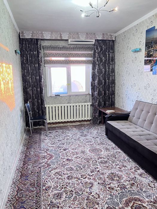 Квартира сотилади Шайхонтохур тумани Гулобод ор.р Флоренсия туйхонаси