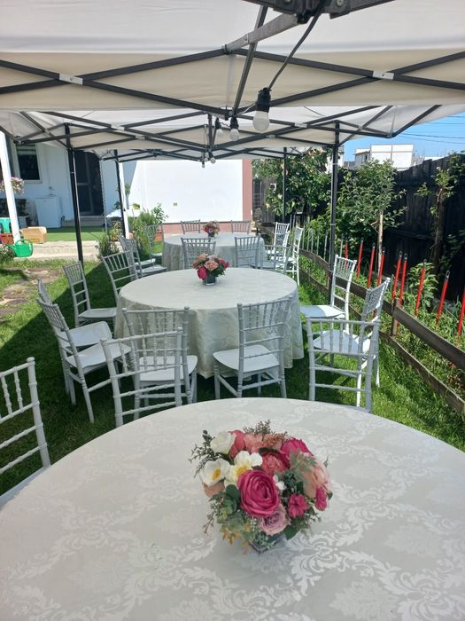 Inchiriez pentru evenimente mese,scaune,corturi,vesela
