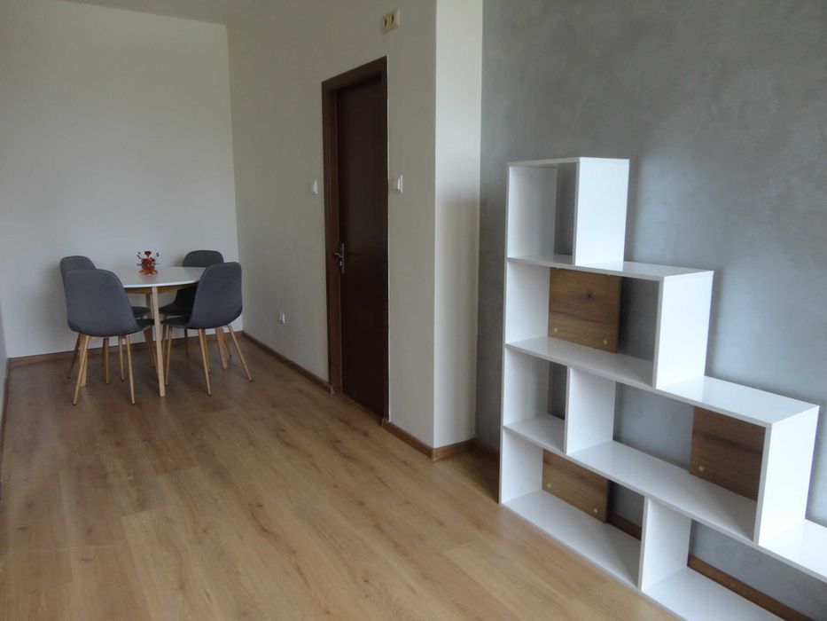 Дава се под наем Двустаен апартамент в Божурище - 70 кв.м за 331.5 € - Снимка #2