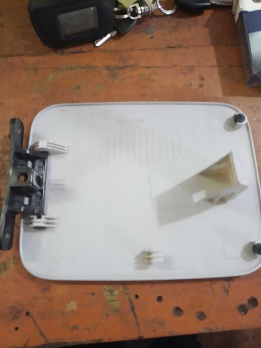 Лючок бензобака Нексия 3