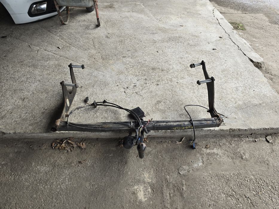 Carlig/Cui Remorca Complet Dacia Dokker  2012 2021