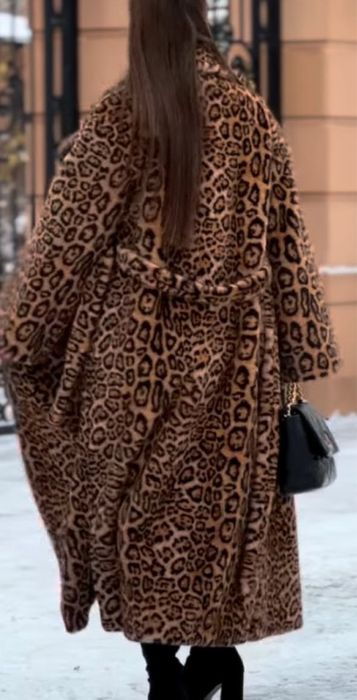 Продам шубу отличное состояние