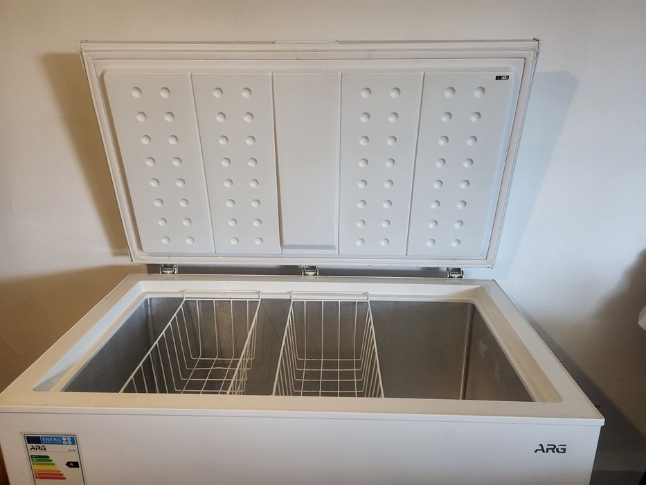 Морозильник AEG300