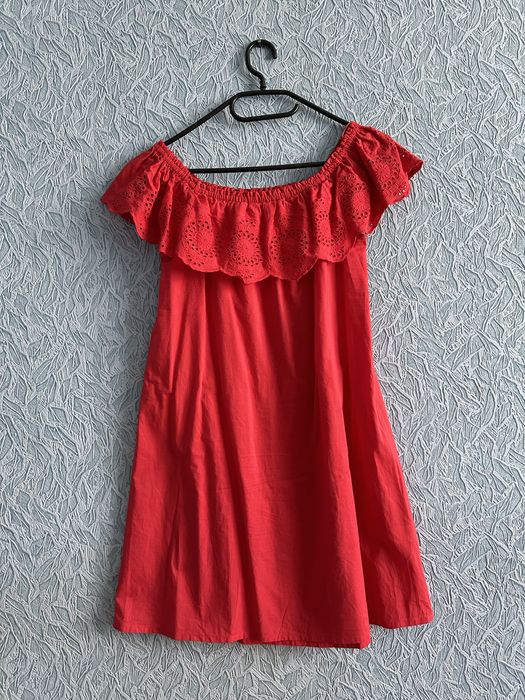 Продаю платья