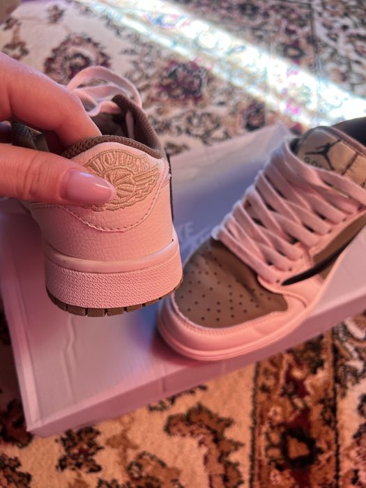 Продам кроссовки  Nike