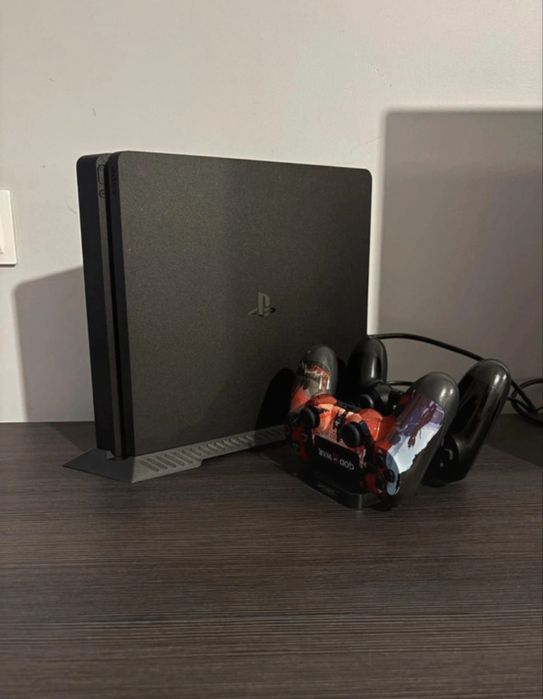 Ps4 slim