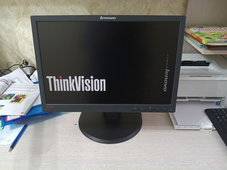 Монитор Lenovo 1940p c HDMI