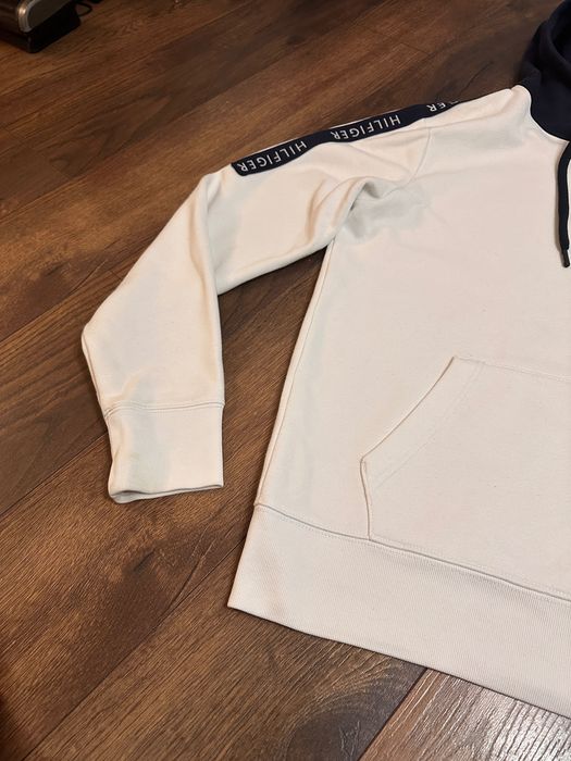 Tommy Hilfiger бял мъжки суичър